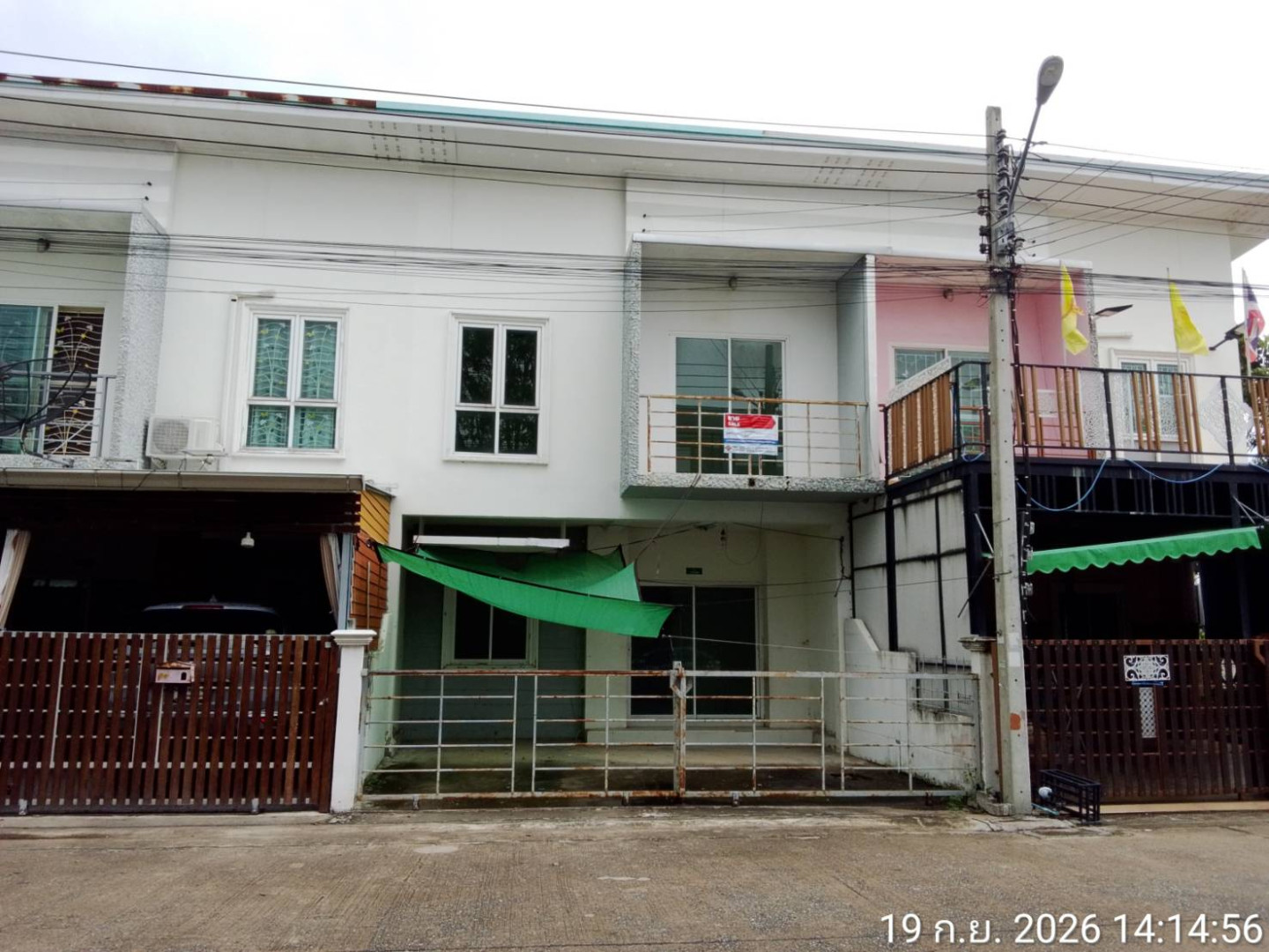 ทาวน์เฮ้าส์ 2 ชั้นหมู่บ้านเดอะเนเจอร์พาร์ค ลาดหลุมแก้ว