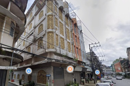อาคารพาณิชย์ 5 ชั้น ติดถนนศรีจันทร์