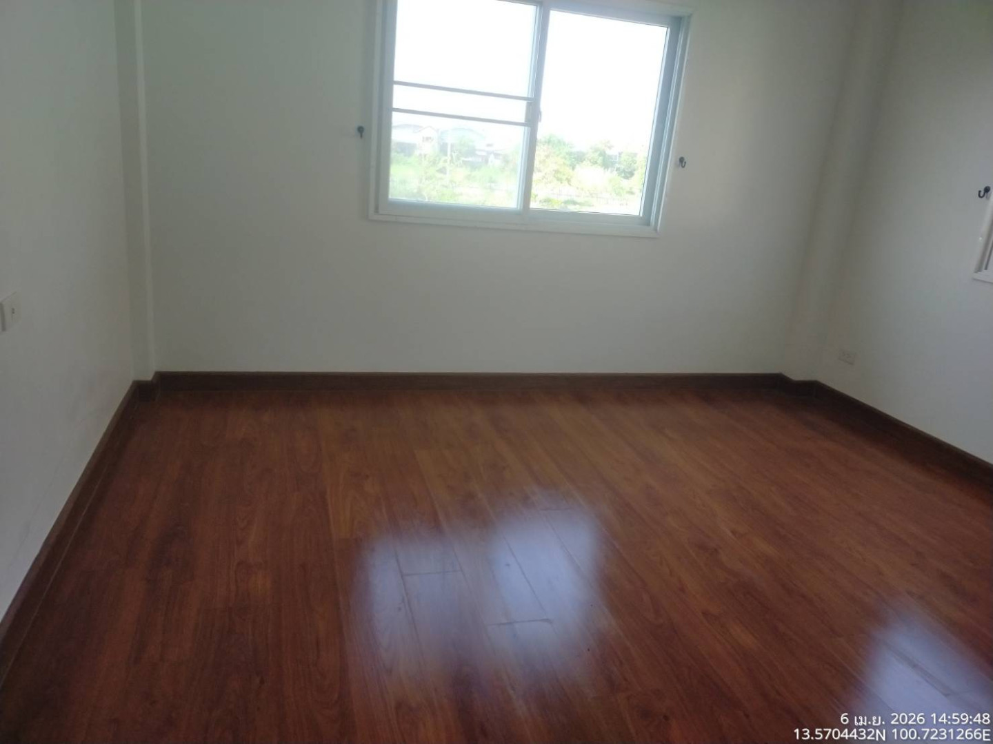 property_1775465878302.jpg
