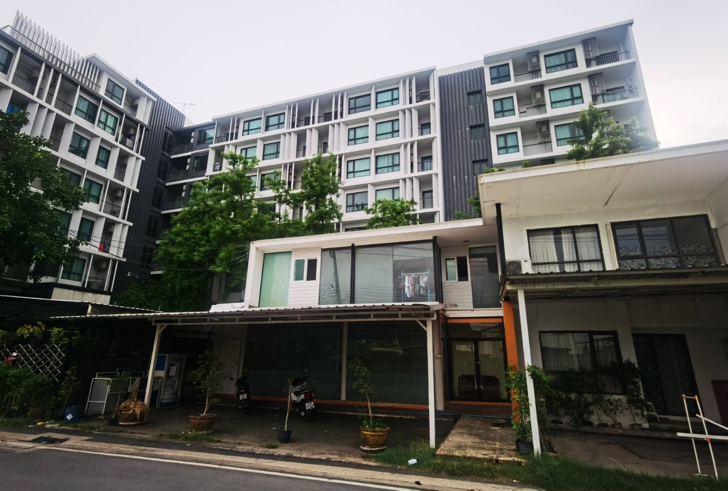 อาคารชุด พราว 3 คอนโดมิเนียม ทับ 40