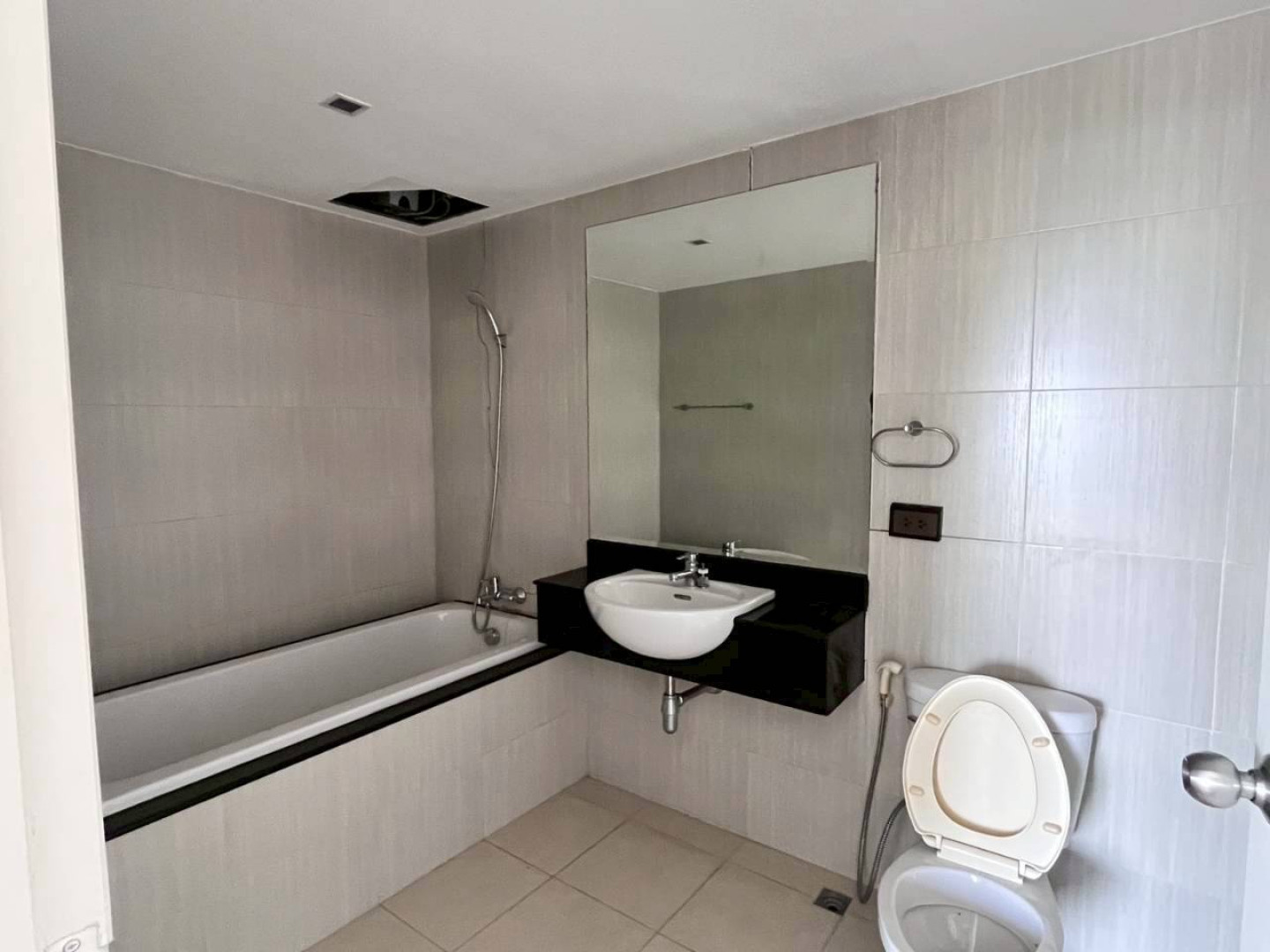 property_1781670992348.jpg