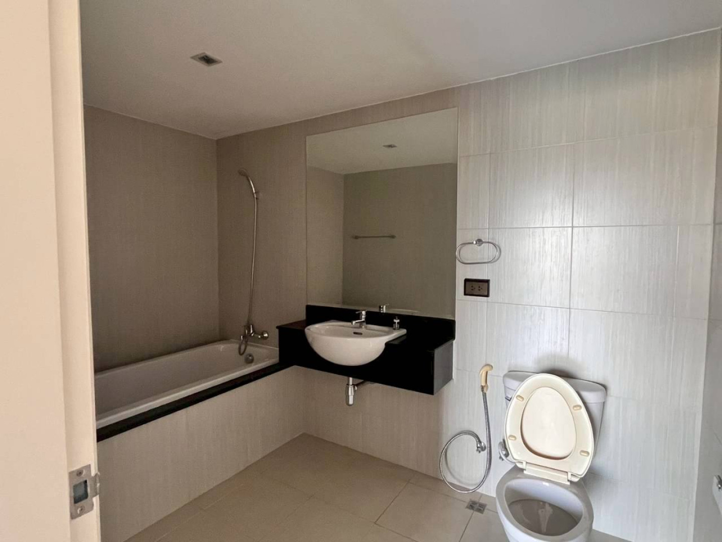 property_1785292357641.jpg