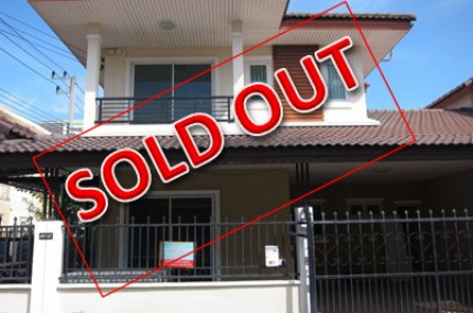 บ้านแฝด 2 ช้้น หมู่บ้านเอกกวิน 3 รังสิตคลอง 2